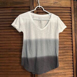 Maurice’s Ombré Gray Women's V-Neck Top